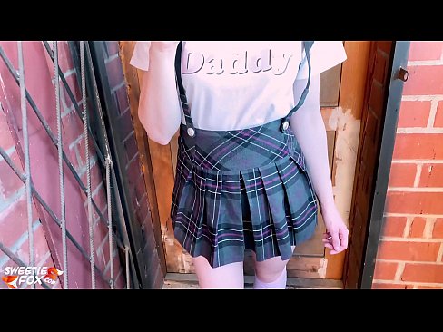 ❤️ Schoolgirl Sucks a dick gu domhainn agus fucks an àite clasaichean. ️❌  Porno  aig porn gd.xxxnd-com.ru ❤