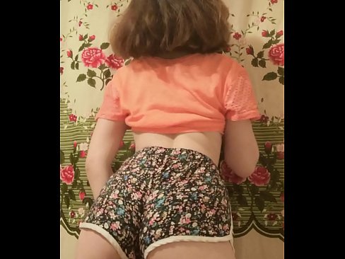 ❤️ Leanabh òg sexy a ’toirt dheth na shorts aice air a’ chamara ️❌  Porno  aig porn gd.xxxnd-com.ru ❤